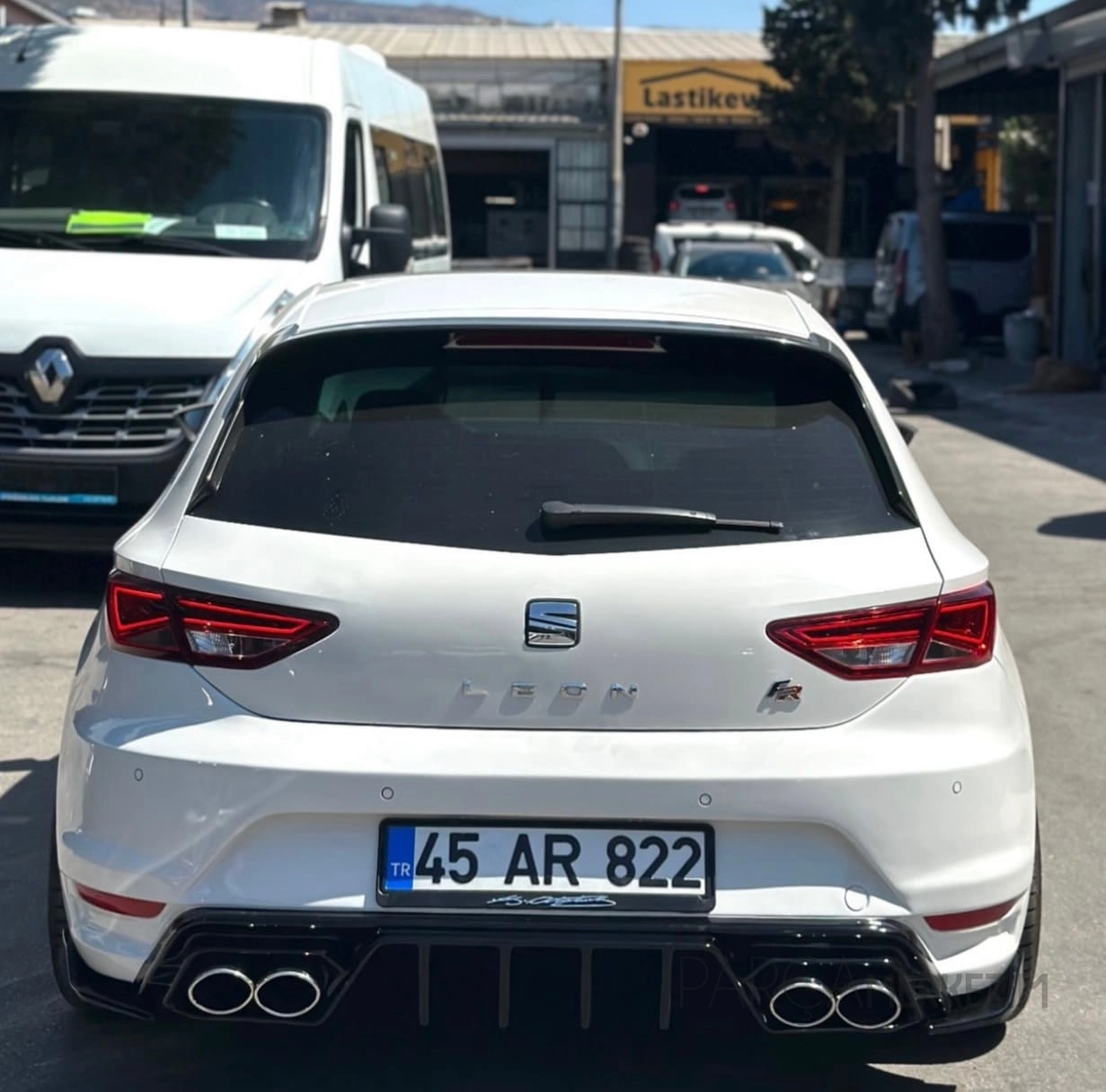  Leon Mk3 Cupra Arka Tampon Boyasız